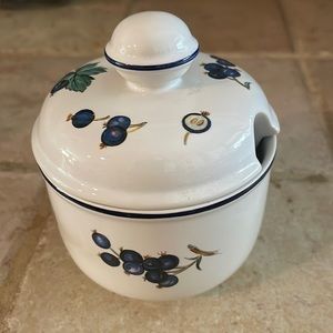 New Villeroy & Boch blueberry jam jar